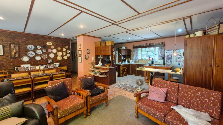 3 Bedroom Property for Sale in Kannoniers Park North West